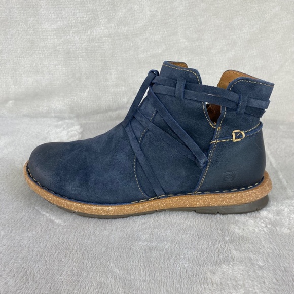 Born Tarkiln Women's Ankle Boots Size 7.5 Blue Suede Distress Booties NEW - Picture 2 of 9
